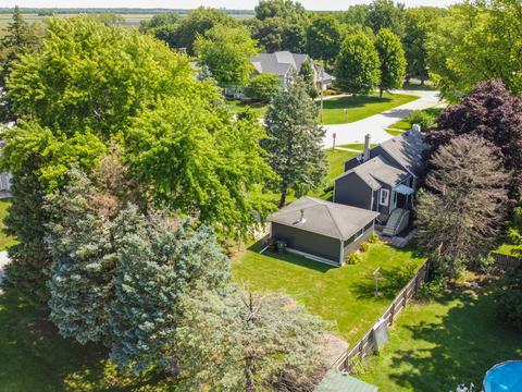 421 N Monroe St, Gardner, IL 60424 photo 4
