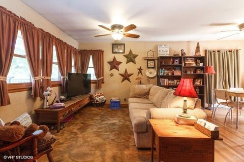 901 2nd St, Harvard, IL 60033 photo 6