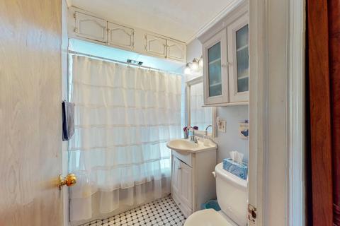 1305 Wayne Dr, Des Plaines, IL 60018 photo 12