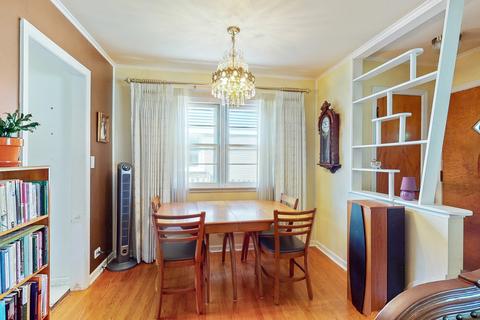1305 Wayne Dr, Des Plaines, IL 60018 photo 4