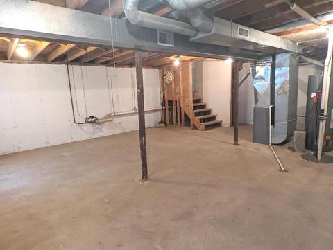Undisclosed, Hoffman Estates, IL 60192 photo 28