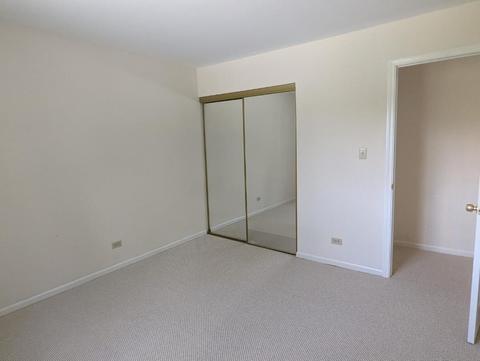 Undisclosed, Hoffman Estates, IL 60192 photo 20