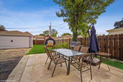 2073 Sherwin Ave, Des Plaines, IL 60018 photo 12