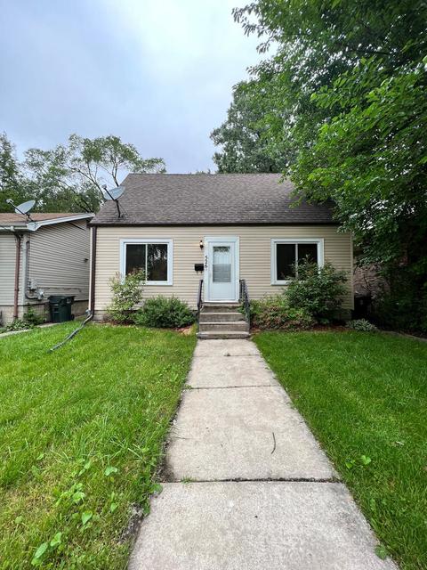 526 E 144th Pl, Dolton, IL 60419 photo 1