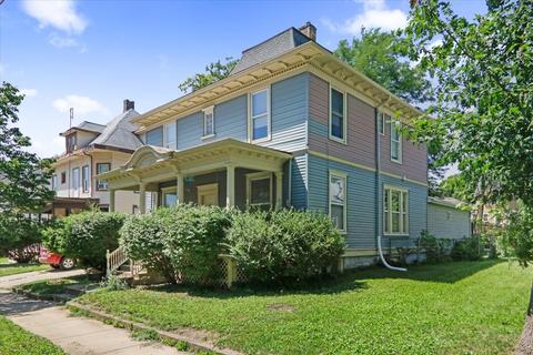 320 E Mulberry St, Bloomington, IL 61701 photo 2