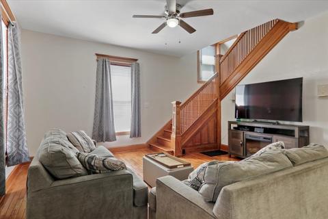 320 E Mulberry St, Bloomington, IL 61701 photo 4
