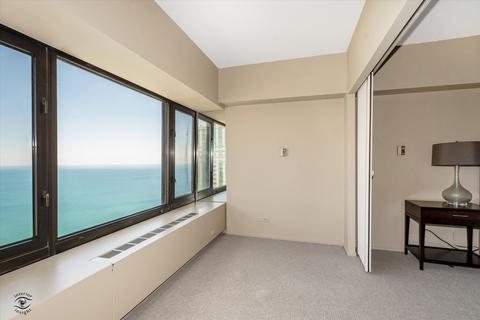 175 E Delaware Pl #6004, Chicago, IL 60611 photo 22