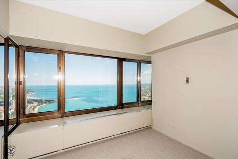 175 E Delaware Pl #6004, Chicago, IL 60611 photo 26