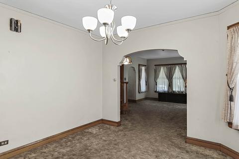 2425 N Mango Ave, Chicago, IL 60639 photo 6