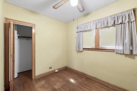 2425 N Mango Ave, Chicago, IL 60639 photo 10