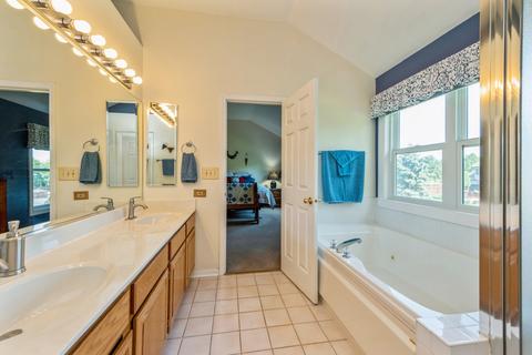 2020 Cloverdale Ln, Algonquin, IL 60102 photo 10