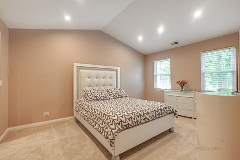 1404 Shore Ct #C2, Wheeling, IL 60090 photo 21