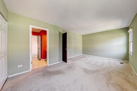207 Stafford Dr, Wheeling, IL 60090 photo 14