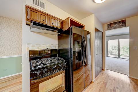 207 Stafford Dr, Wheeling, IL 60090 photo 6