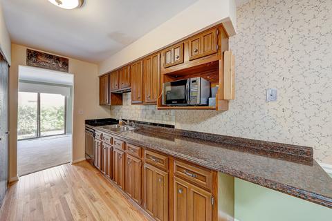 207 Stafford Dr, Wheeling, IL 60090 photo 7