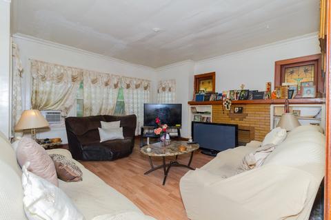 6350 S Talman Ave, Chicago, IL 60629 photo 5