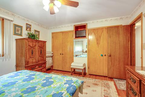1908 Rancho Ln, Des Plaines, IL 60016 photo 18