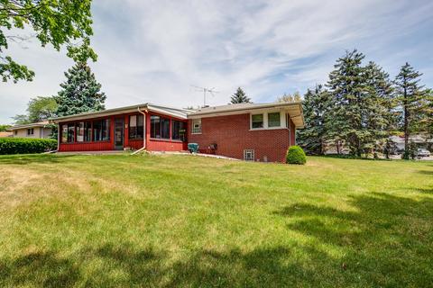 1908 Rancho Ln, Des Plaines, IL 60016 photo 33