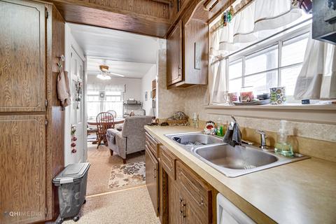18006 Ridgewood Ave, Lansing, IL 60438 photo 9