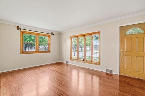 1437 Victoria Ave, Berkeley, IL 60163 photo 2