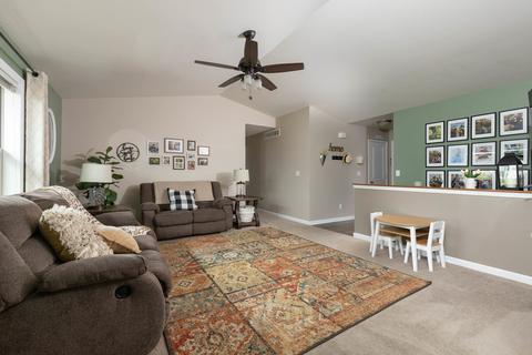 340 Cloud Mist Dr, Capron, IL 61012 photo 4