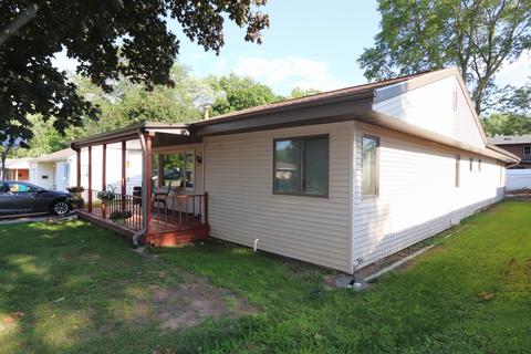 607 Wallace Ave, Morris, IL 60450 photo 3
