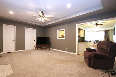 607 Wallace Ave, Morris, IL 60450 photo 5