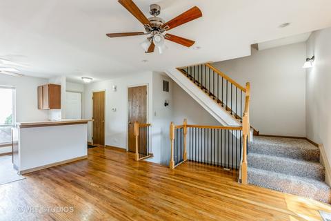 105 Raintree Ct, Aurora, IL 60504 photo 4