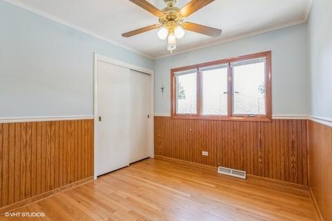 1474 Phoenix Dr, Des Plaines, IL 60018 photo 8