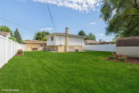 1474 Phoenix Dr, Des Plaines, IL 60018 photo 16