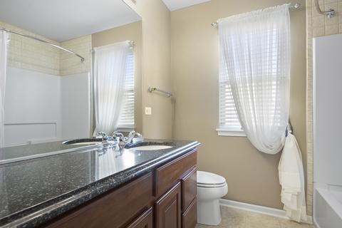 751 Porter Cir, Lindenhurst, IL 60046 photo 20