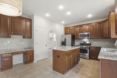 751 Porter Cir, Lindenhurst, IL 60046 photo 14
