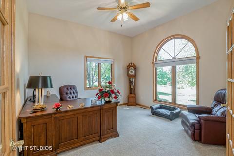 10902 Huron Dr, Spring Grove, IL 60081 photo 2