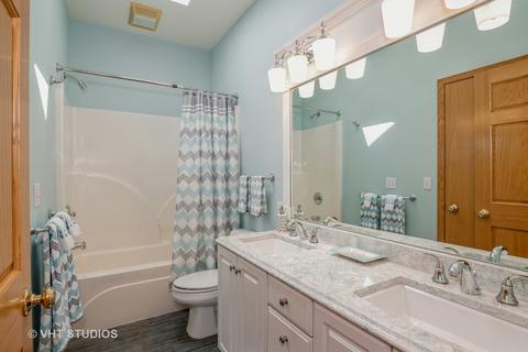 10902 Huron Dr, Spring Grove, IL 60081 photo 12