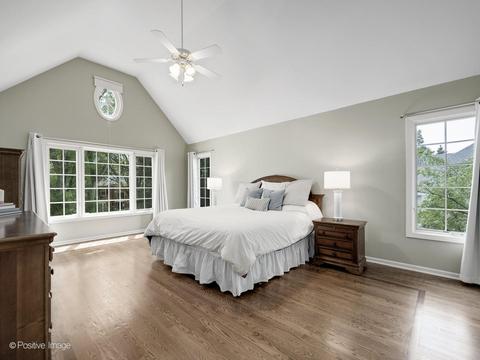 2065 Stonebridge Ct, Wheaton, IL 60189 photo 12