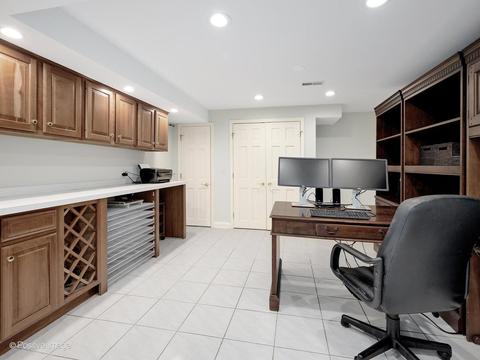 2065 Stonebridge Ct, Wheaton, IL 60189 photo 22