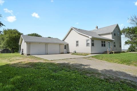 207 W Fillmore St, Philo, IL 61864 photo 2