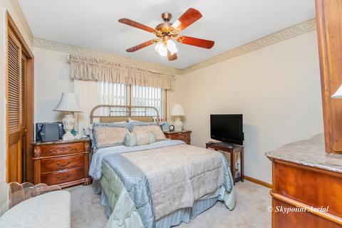 687 E 152nd St, Dolton, IL 60419 photo 7