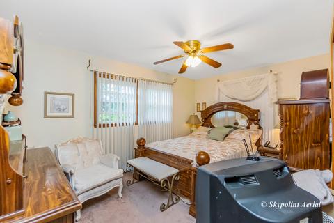 687 E 152nd St, Dolton, IL 60419 photo 6