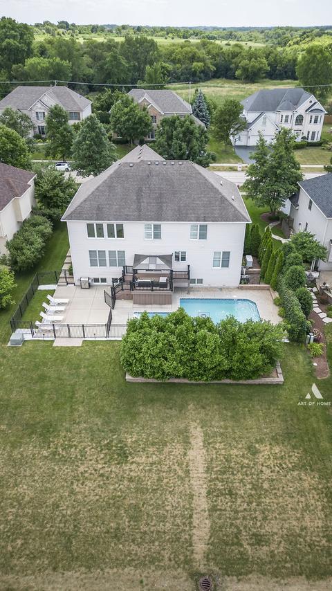 186 Melody Dr, Bartlett, IL 60103 photo 3