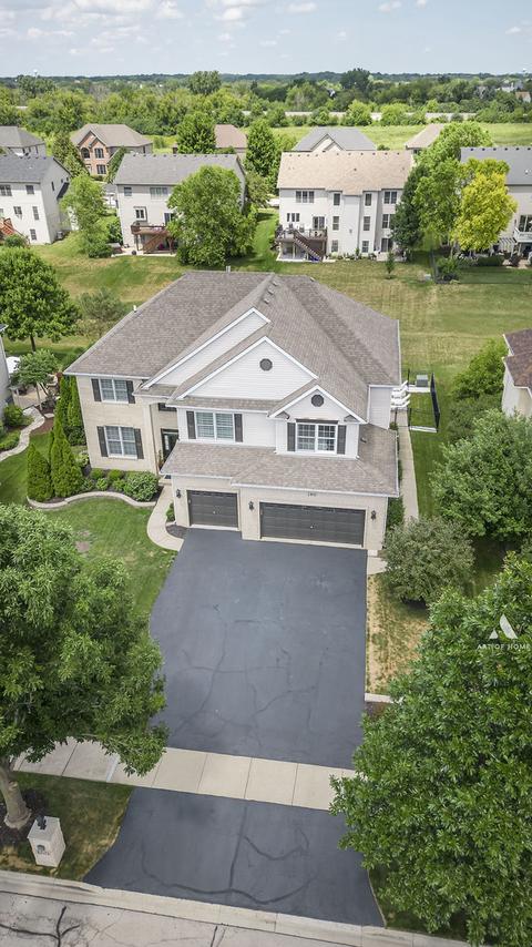 186 Melody Dr, Bartlett, IL 60103 photo 2