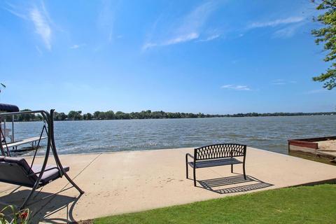187 Eagle Point Rd, Fox Lake, IL 60020 photo 2