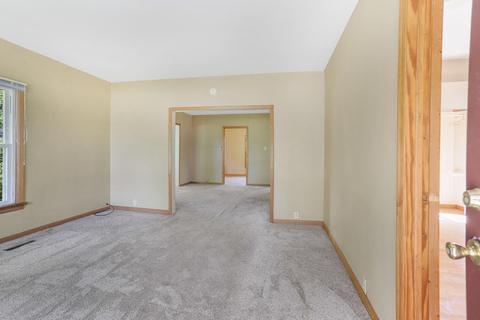 202 E Commercial St, White Heath, IL 61884 photo 10