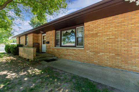 1101 Bryan St, Normal, IL 61761 photo 3