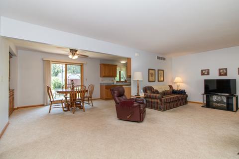 1101 Bryan St, Normal, IL 61761 photo 4
