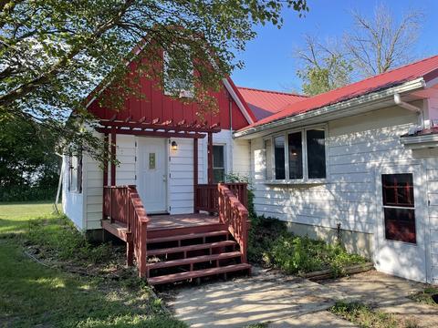 2 Elm St, Kempton, IL 60946 photo 1