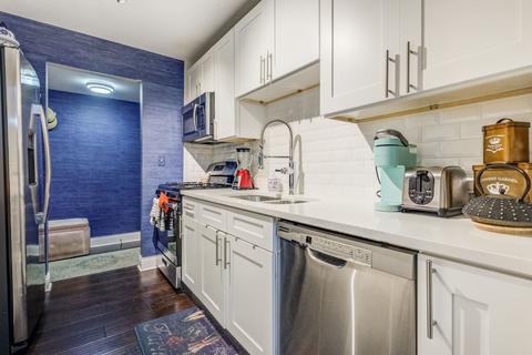 5201 Carriageway Dr #C207, Rolling Meadows, IL 60008 photo 7