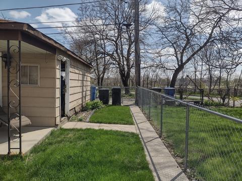 51 E 98 St, Chicago, IL 60628 photo 8
