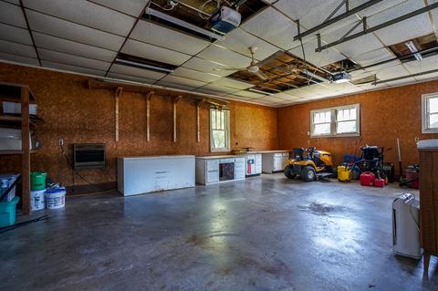 601 E Main St, Danvers, IL 61732 photo 26
