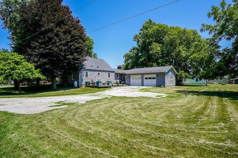 601 E Main St, Danvers, IL 61732 photo 1